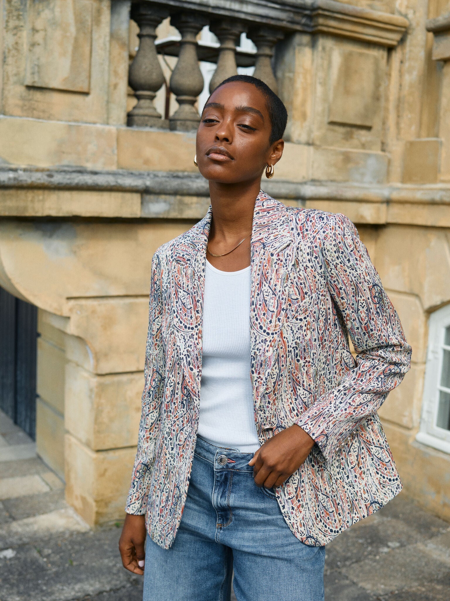 Modelshot / Chinese Red / Detail